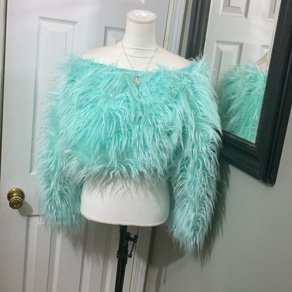 🌹NEW - VASHI Sweater in Mint color